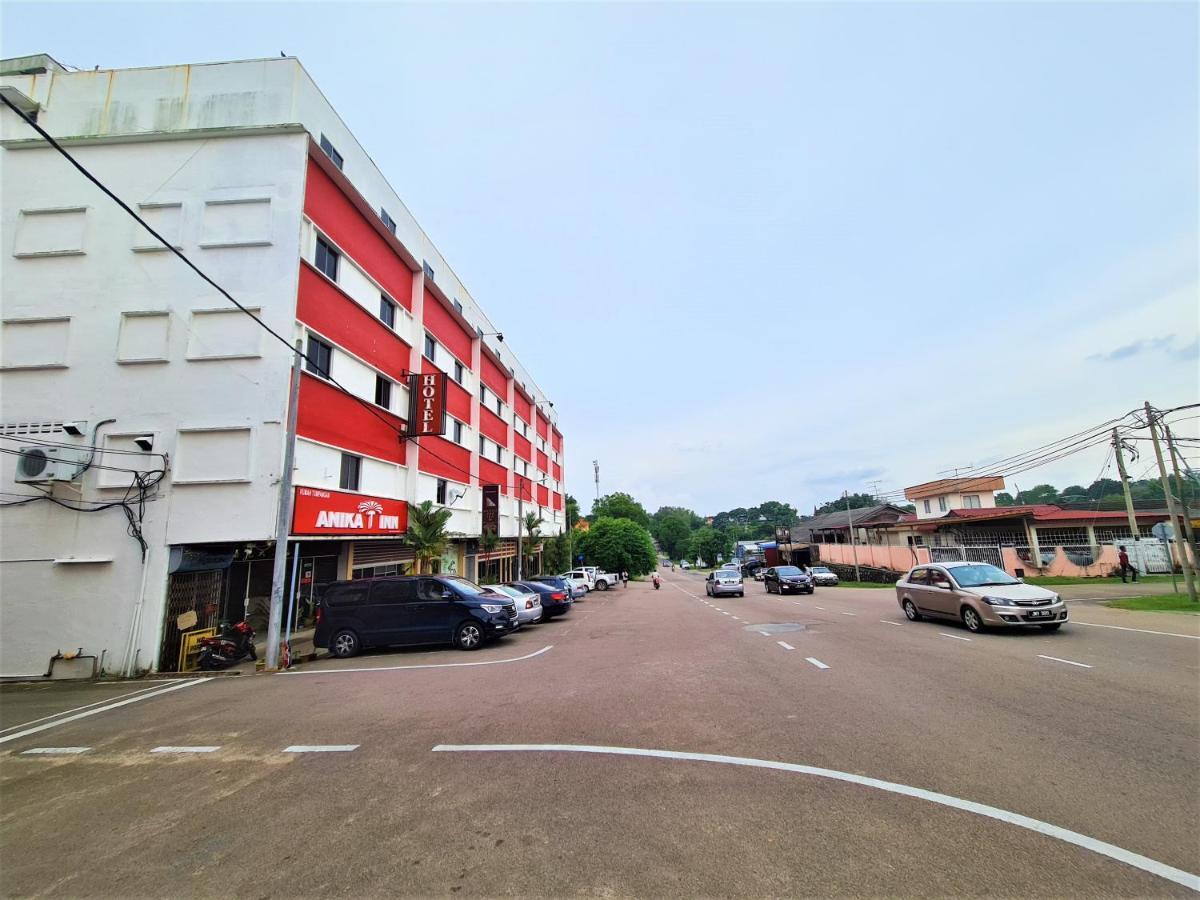 Anika Inn - Kluang Extérieur photo
