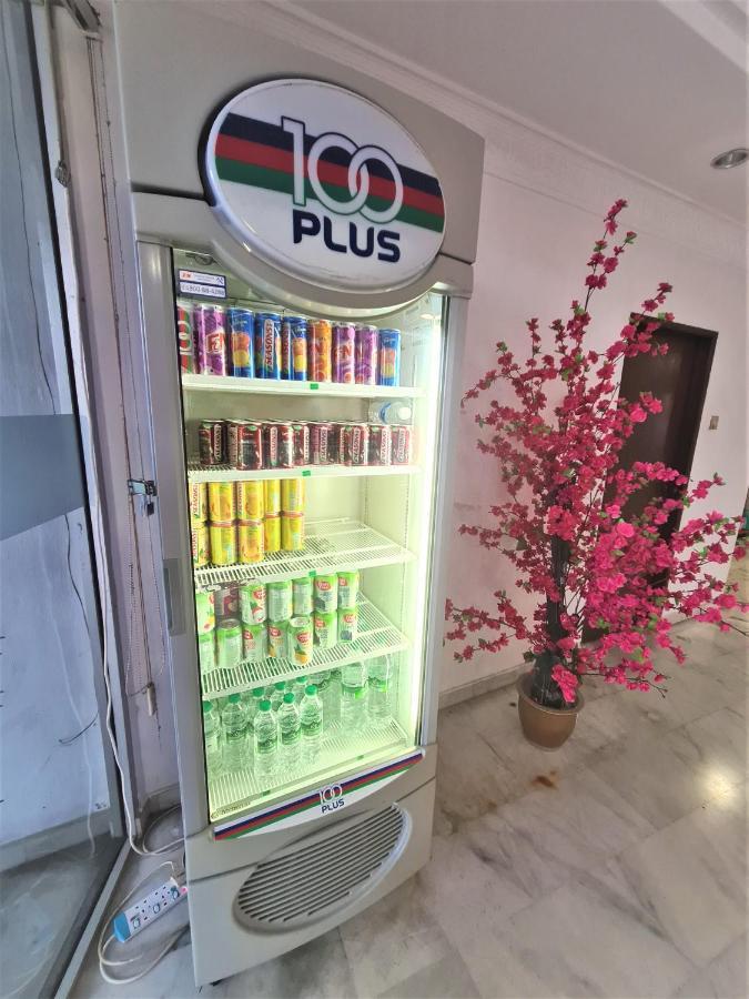 Anika Inn - Kluang Extérieur photo