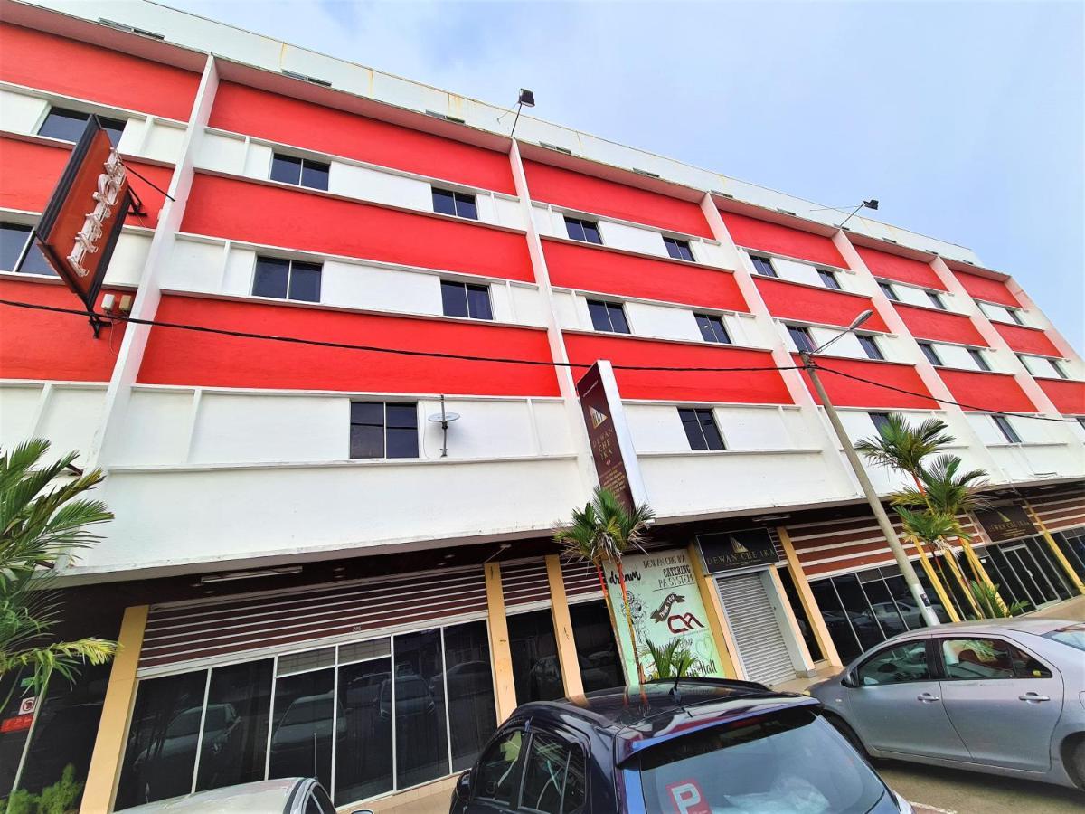 Anika Inn - Kluang Extérieur photo