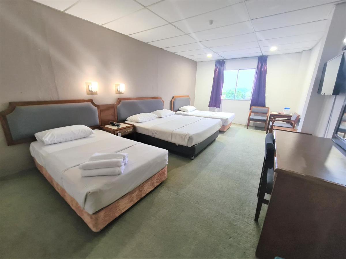 Anika Inn - Kluang Extérieur photo